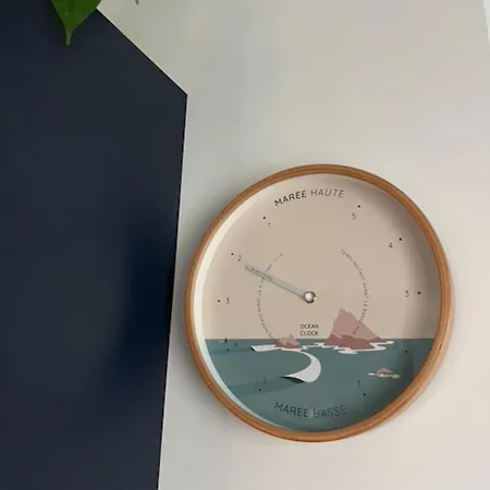 With Wifi Near Center * 트로우빌쉬메르